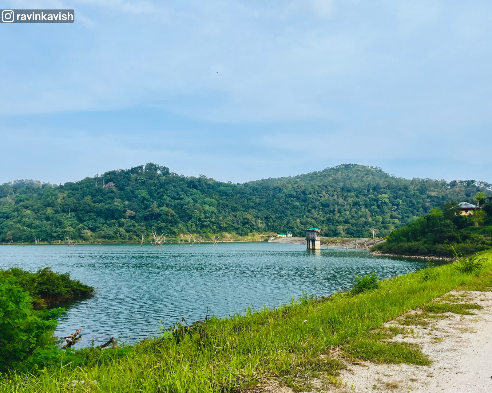 Alikota Ara Reservoir with surrounding hills and a small section of the bund showcasing Sri Lankas scenic landscapes