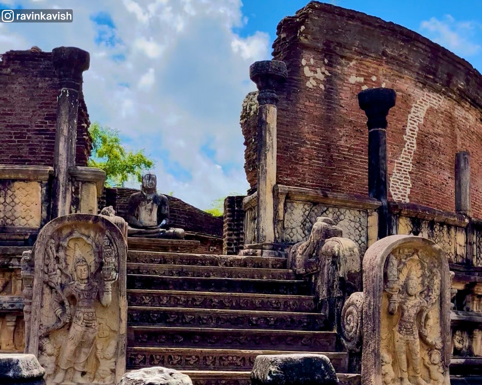 Guard stones with a view of the Vatadage at Polonnaruwa Sacred Quadrangle