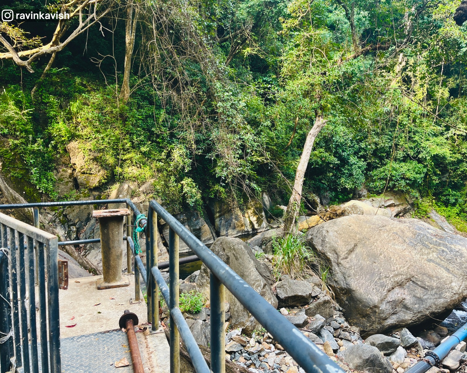 Viewpoint area at Ella Waterfall with concrete platform and surrounding scenery showcasing Sri Lankas natural beauty