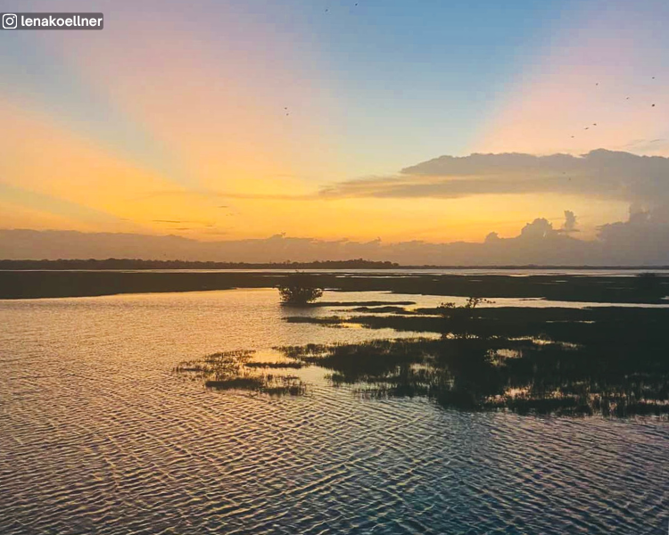 Arugam Lagoon