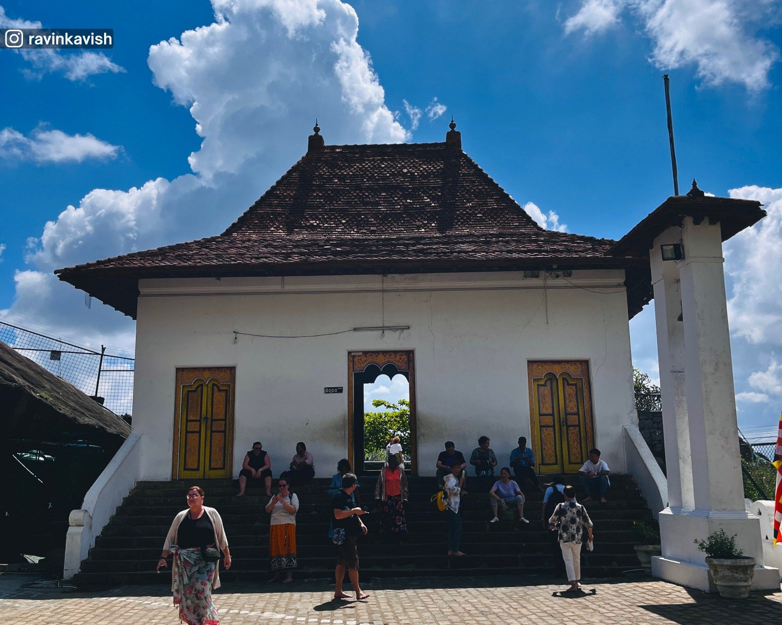 Dambulla Royal Cave Temple Entrance