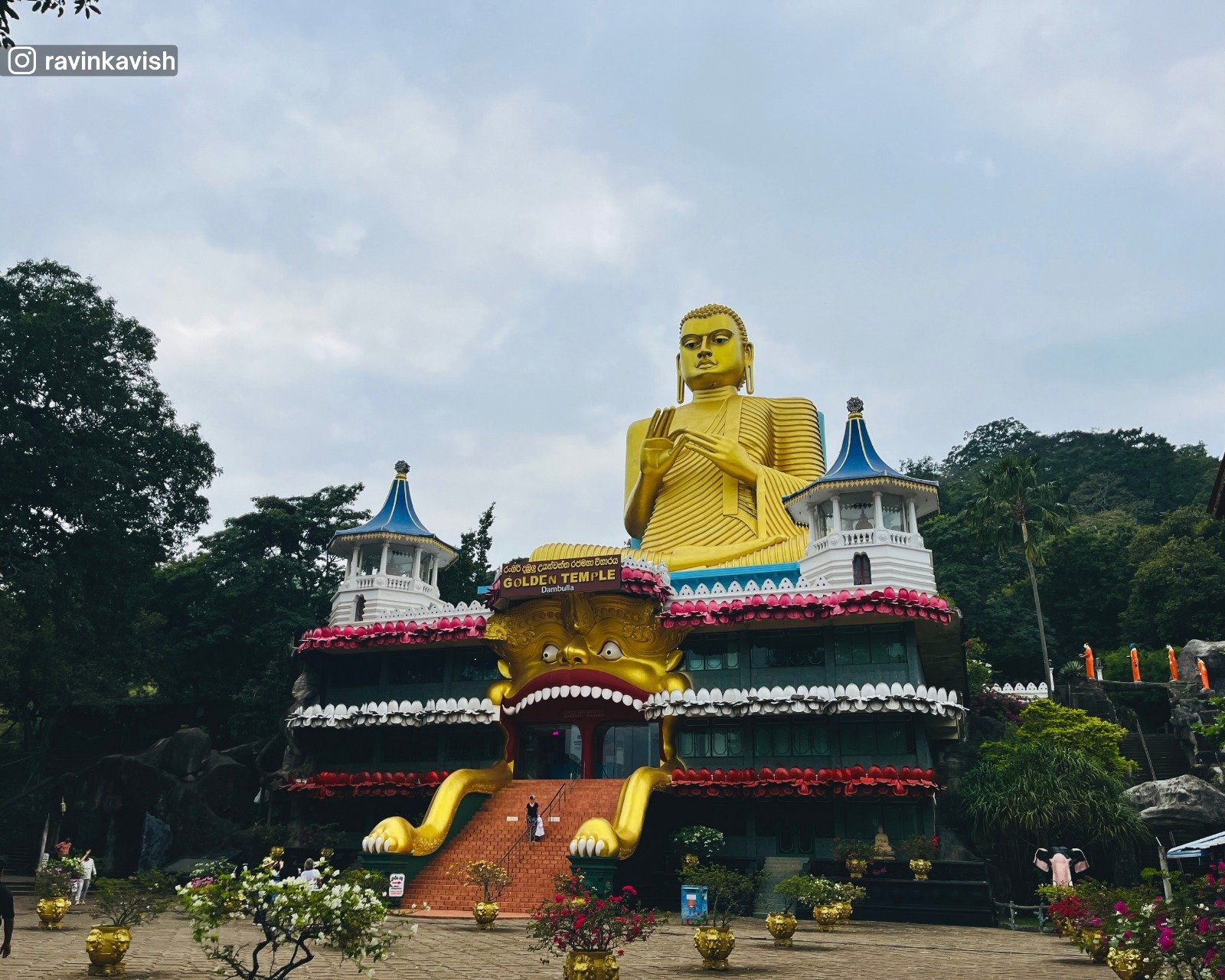 Dambulla Golden Temple