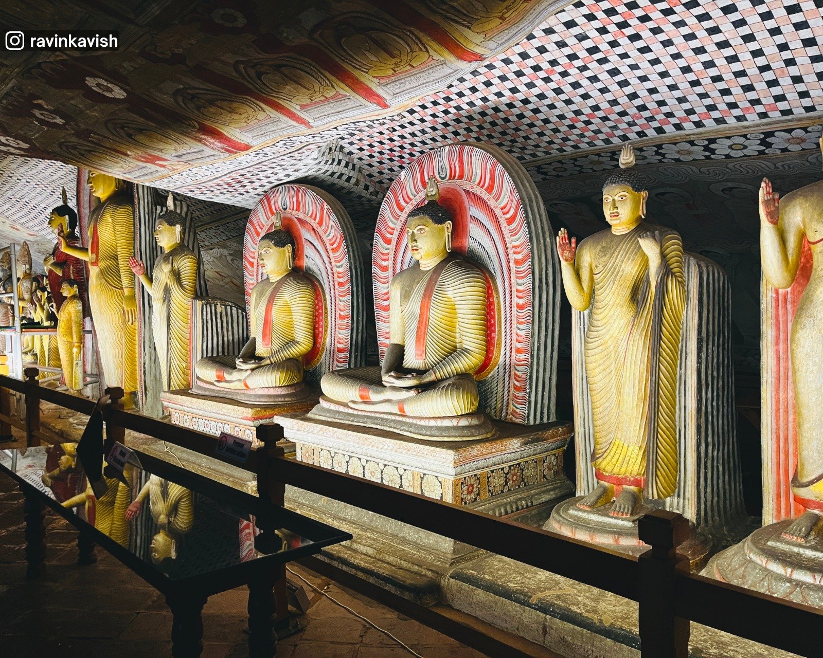 Dambulla Royal Cave Temple main cave