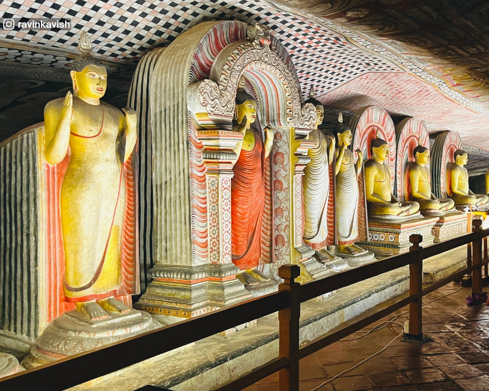 Dambulla Royal Cave Temple main cave