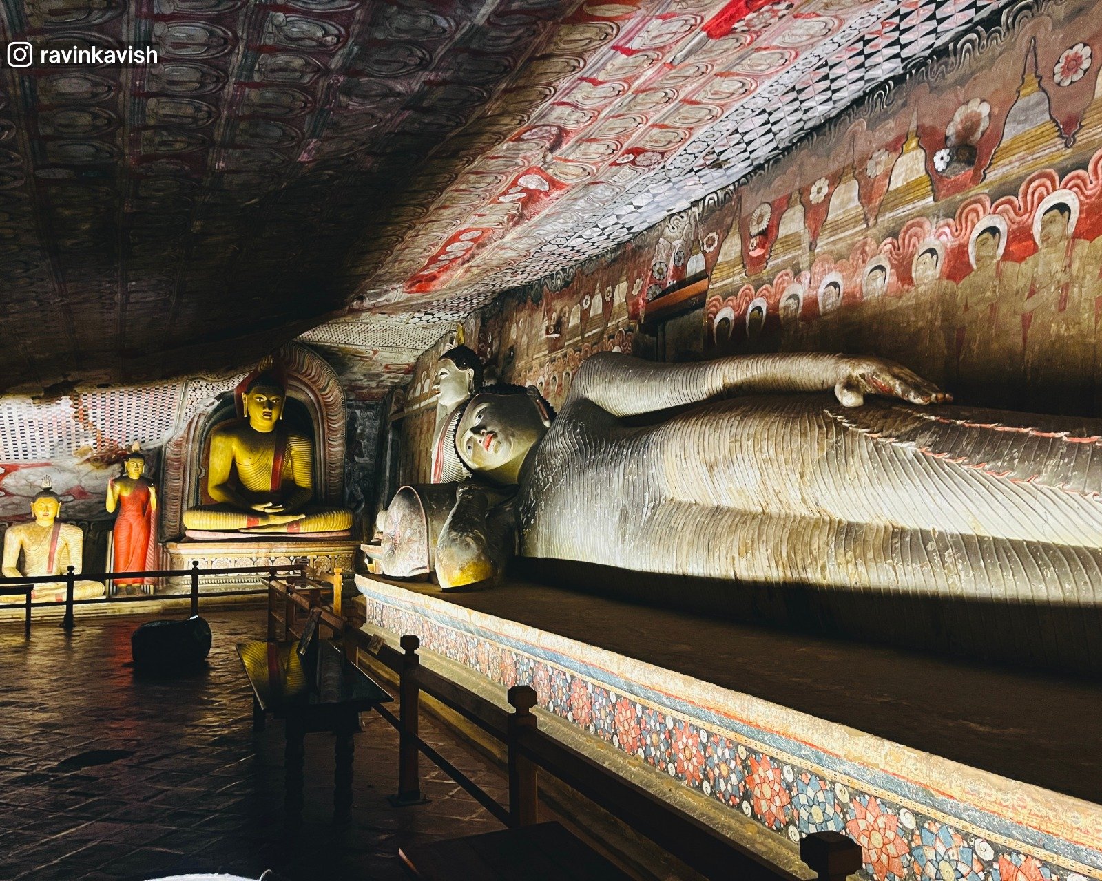 Dambulla Royal Cave Temple main cave