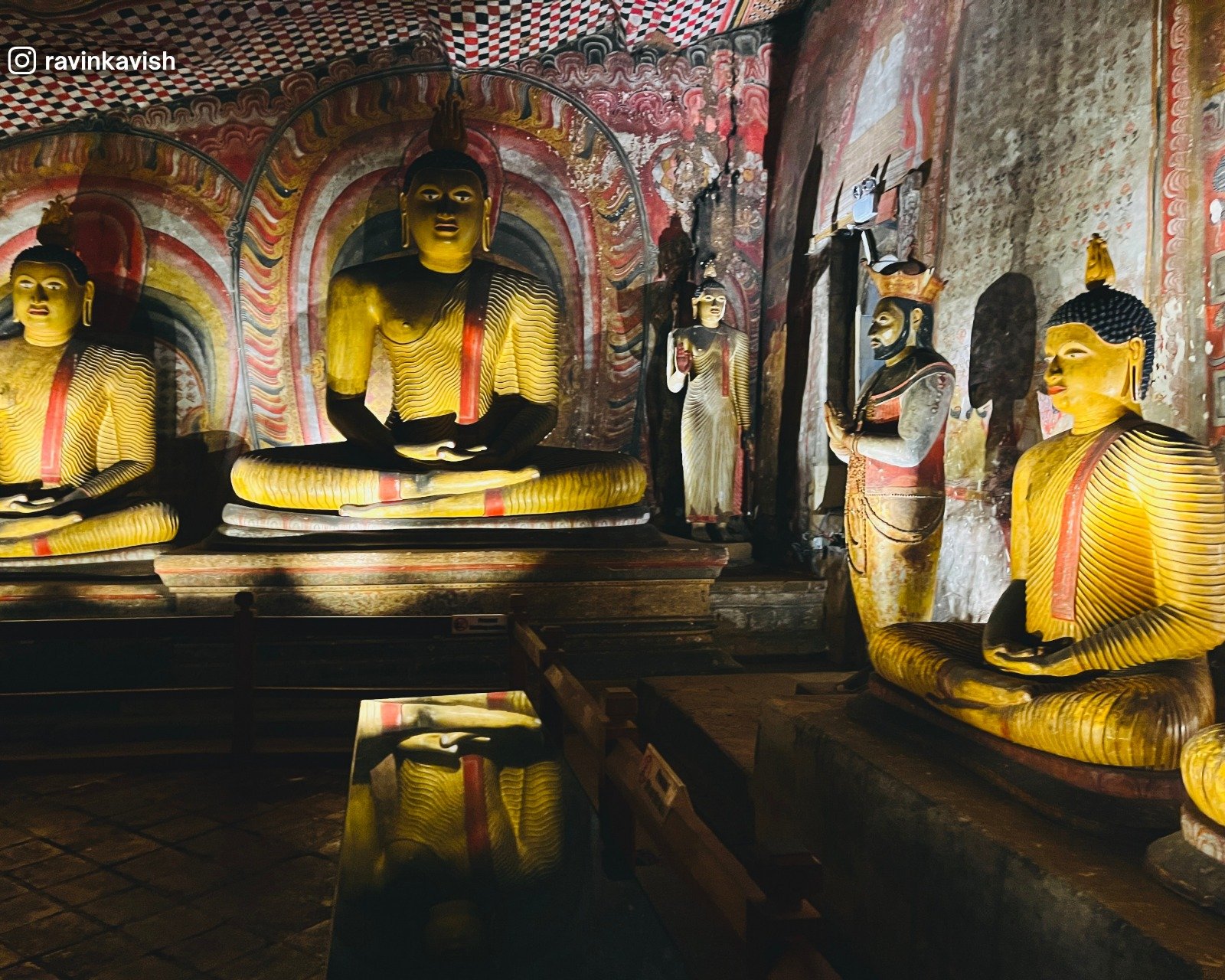 Dambulla Royal Cave Temple main cave