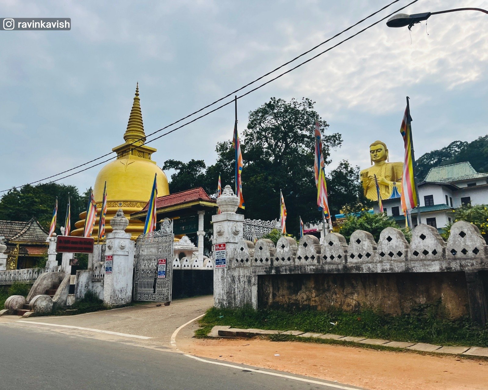 Dambulla Golden Temple