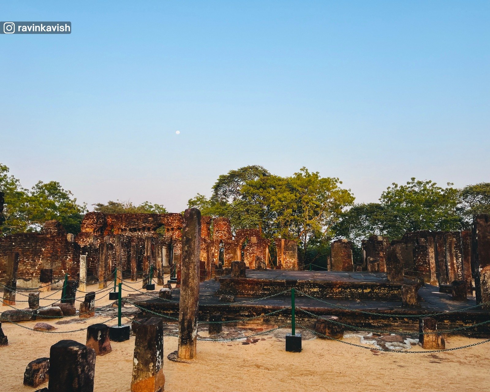 Baddha Sima Prasadaya (sacred boundary hall)