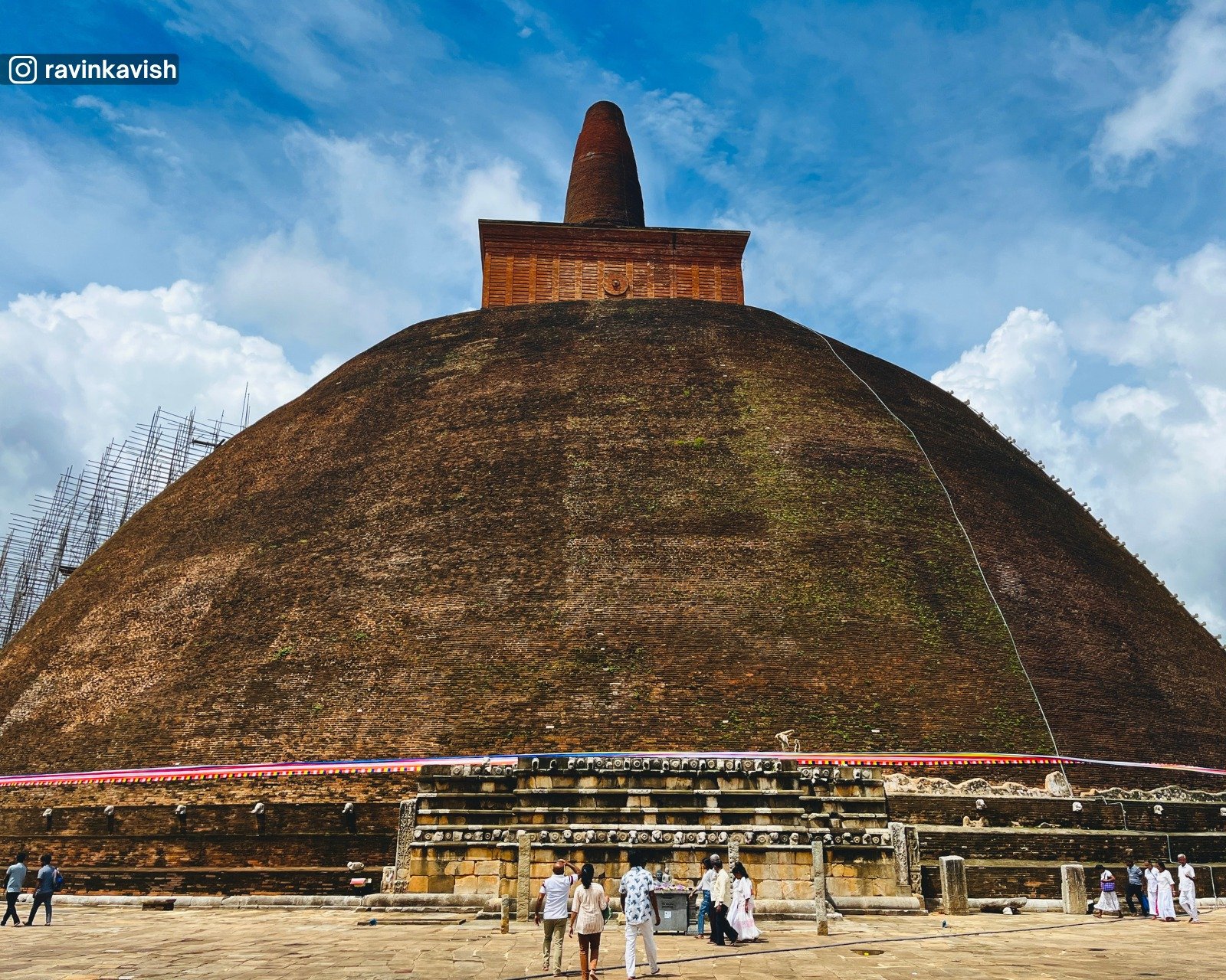 Abhayagiri Stupa