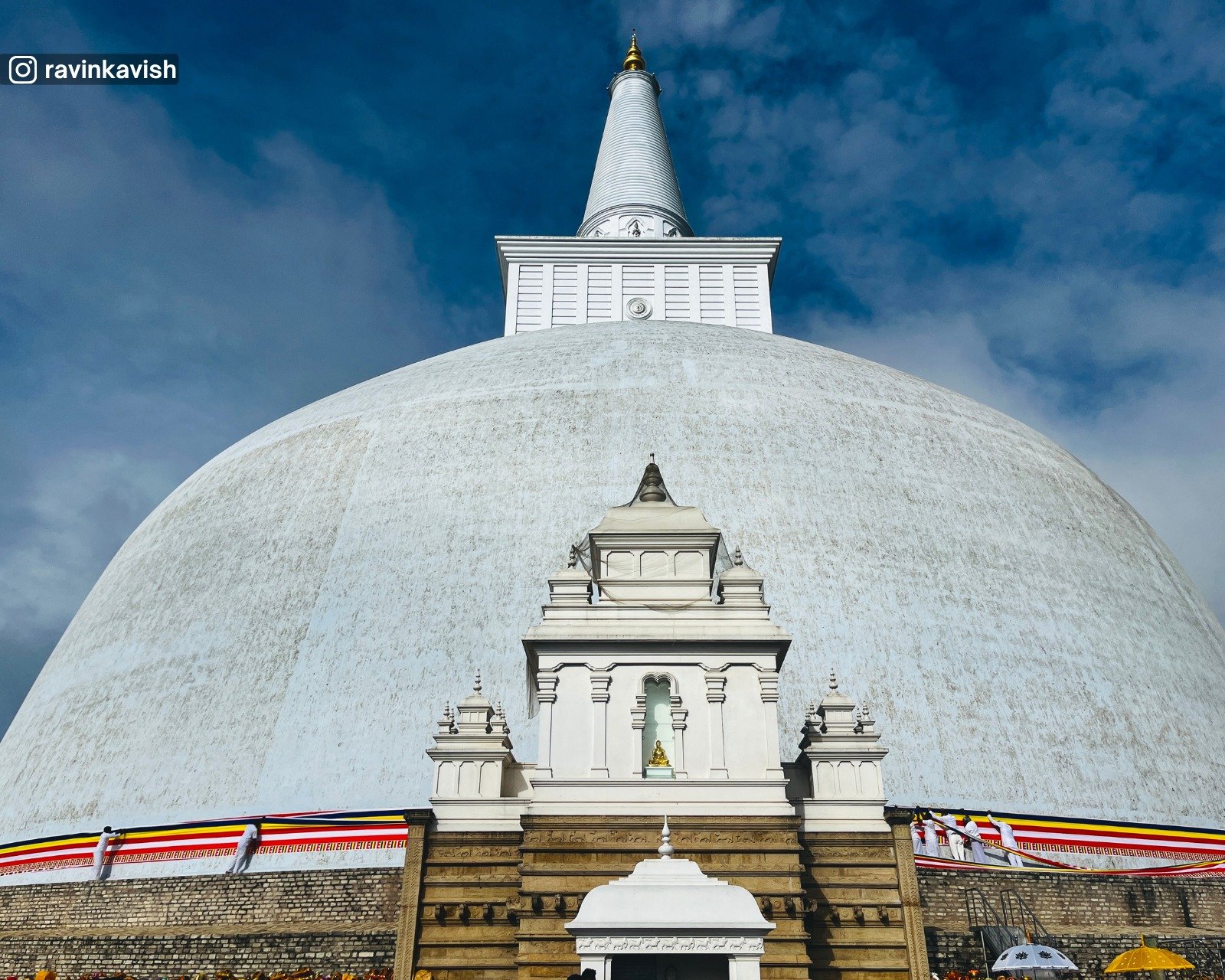 Ruwanwelisaya Stupa