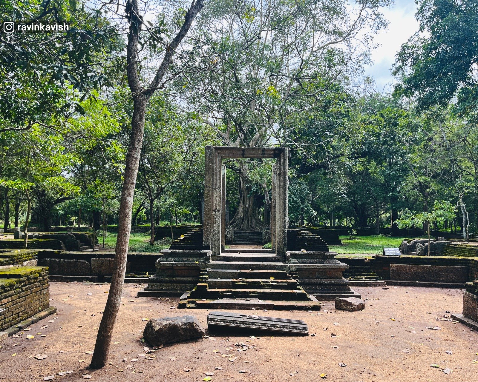 Image House Behind Samadhi Statue