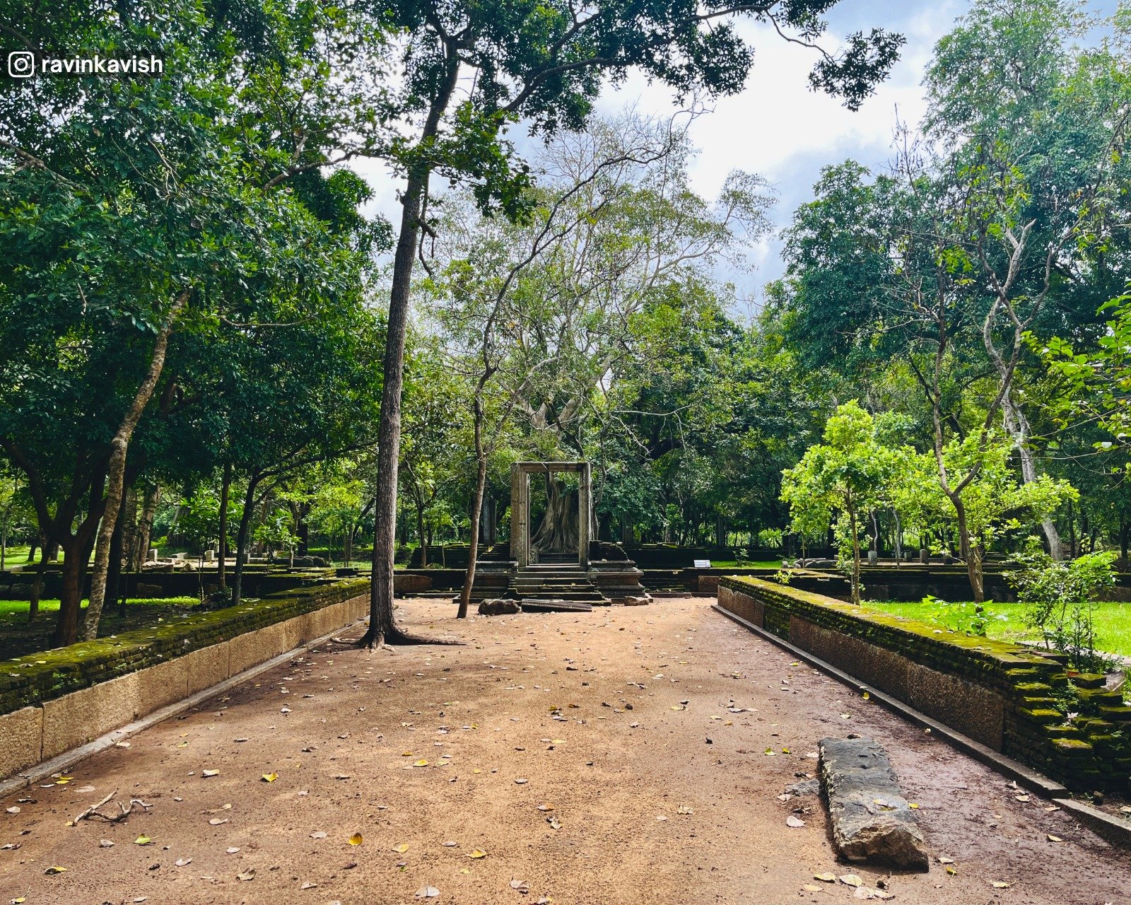 Image House Behind Samadhi Statue