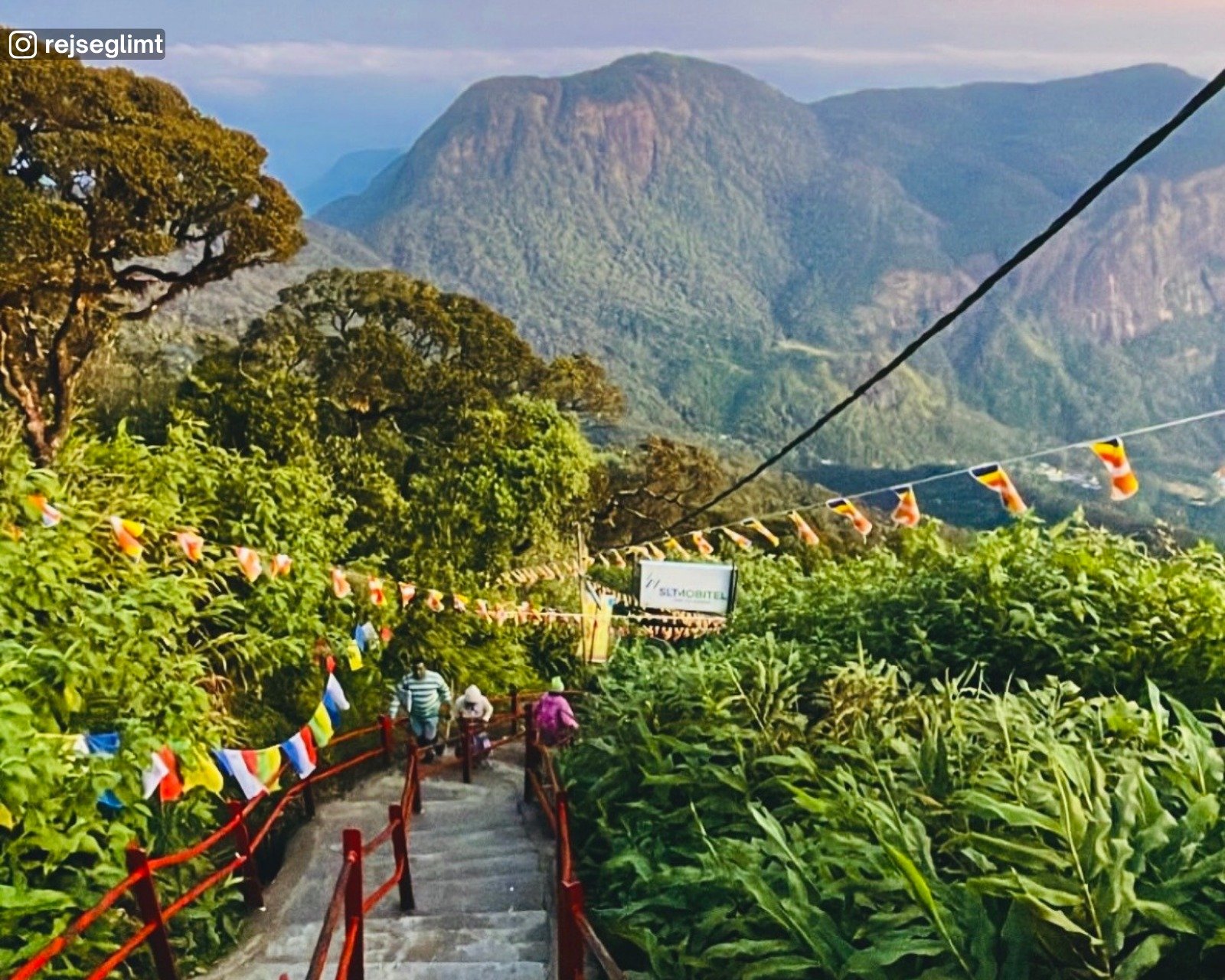 Adam’s Peak (Sri Pada)