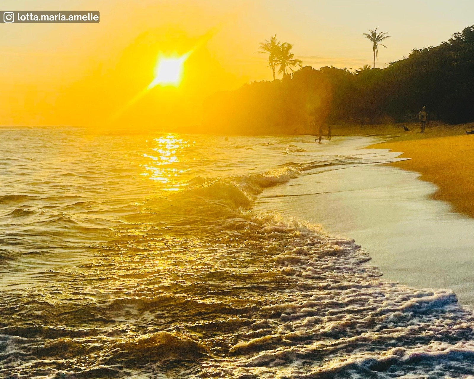 Thalaramba Beach during sunset