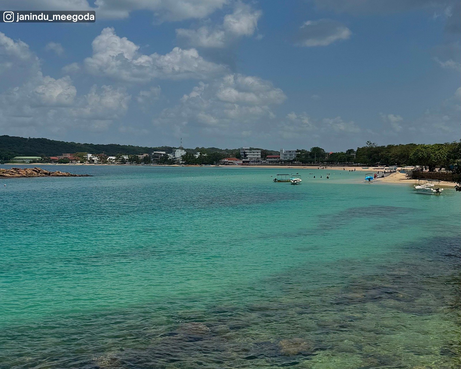 Dutch Bay Beach​