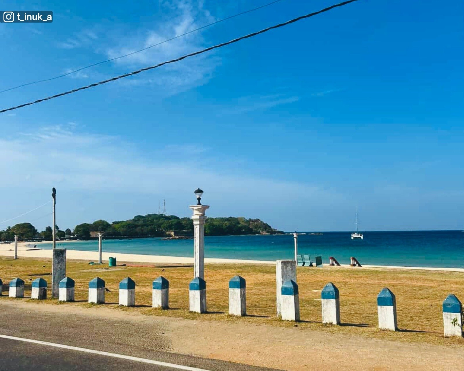 Dutch Bay Beach​