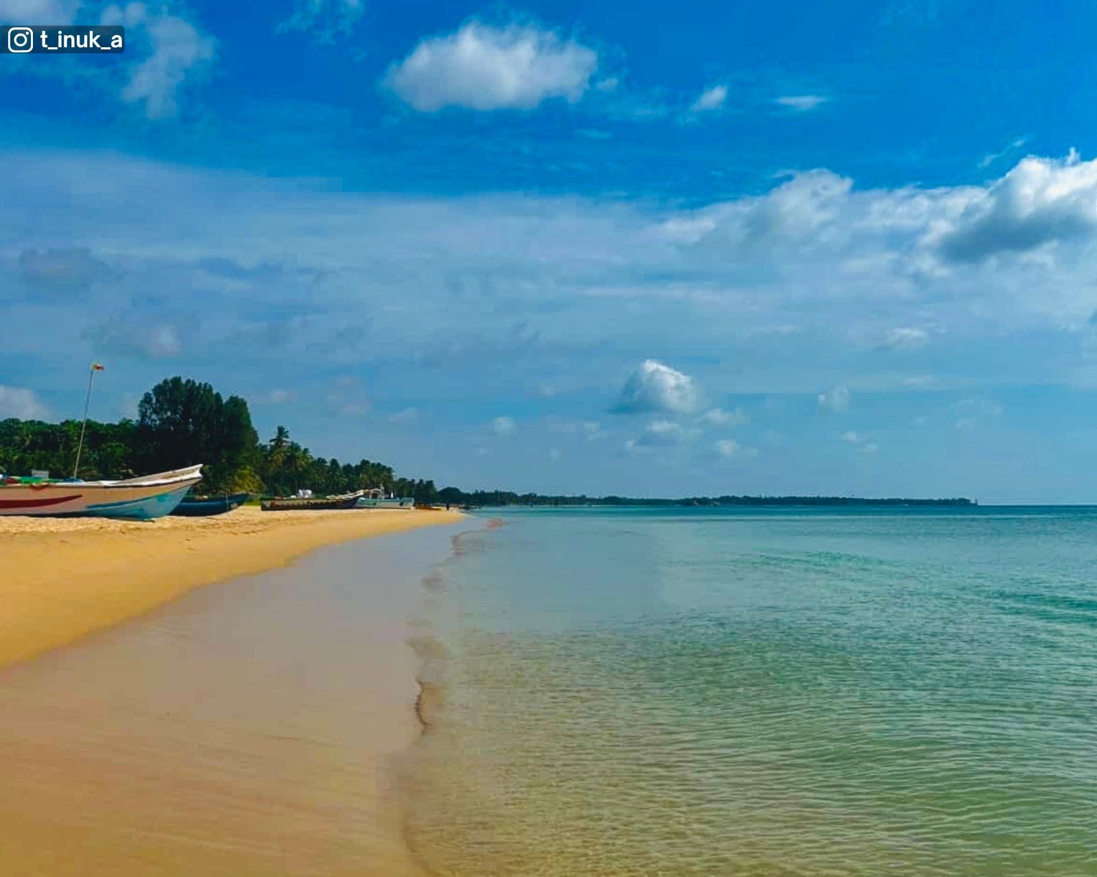 Uppuveli Beach