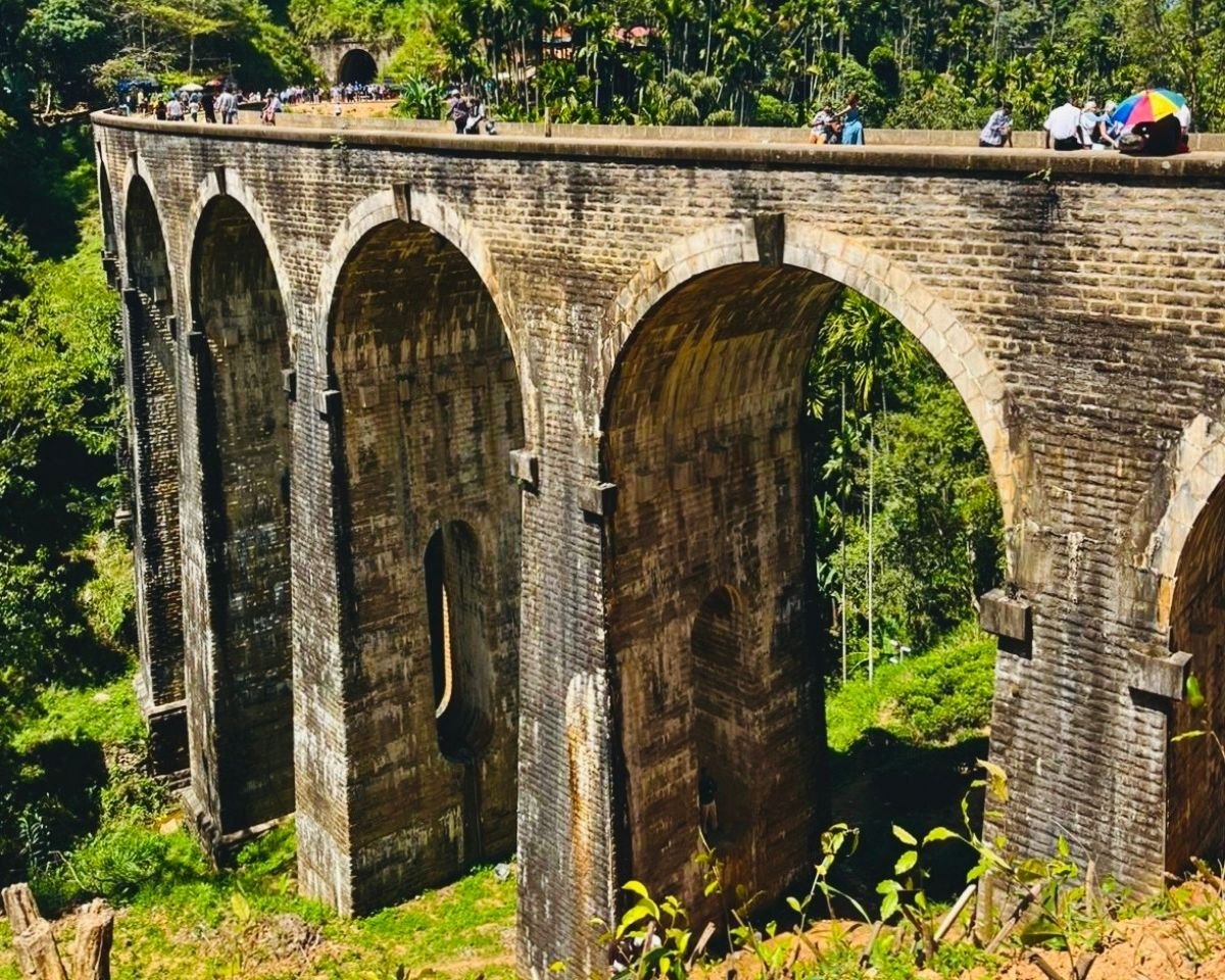 Close-up of the stone arches supporting Nine Arch Bridge
