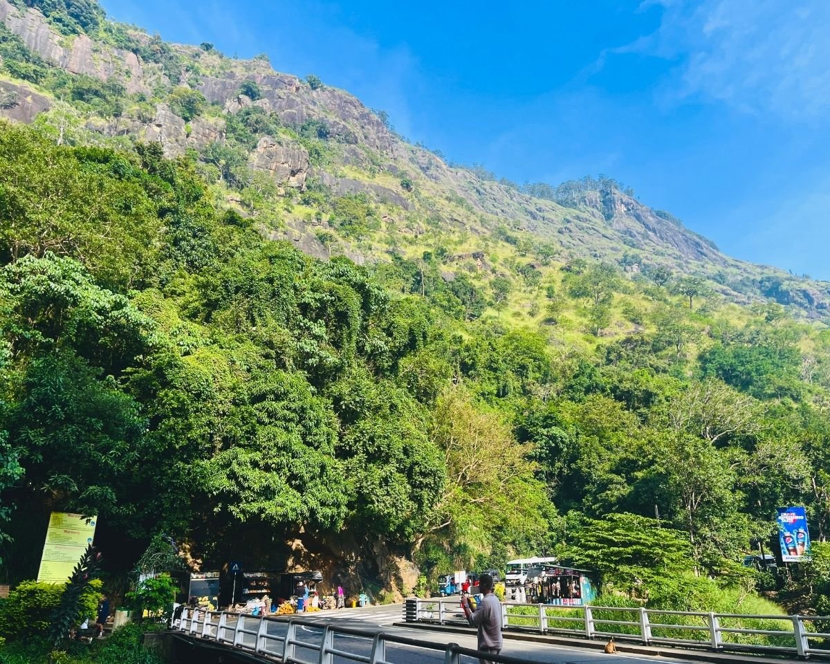 Roadside viewpoint and visitor area beside Ravana Falls