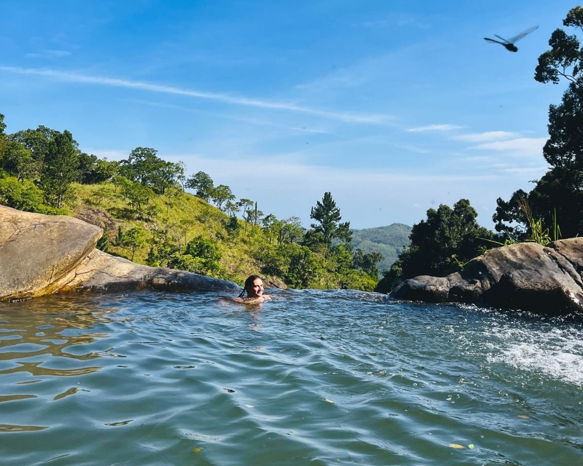 Natural infinity pool overlooking the Uva Highlands